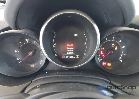 2016 Fiat 500X Trekking Plus из США, поврежденный, VIN ZFBCFYET0GP334457